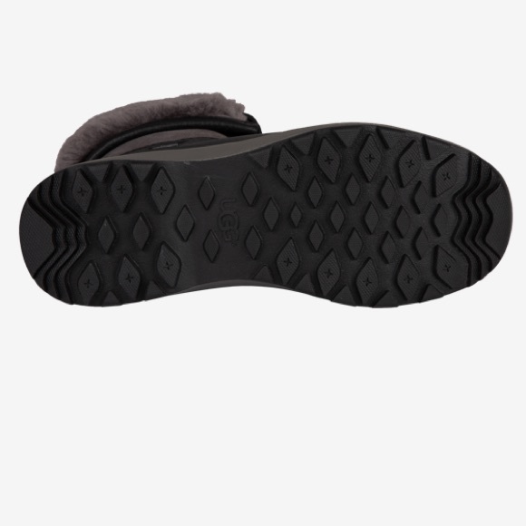 UGG Adirondack III Boots - Picture 5 of 10